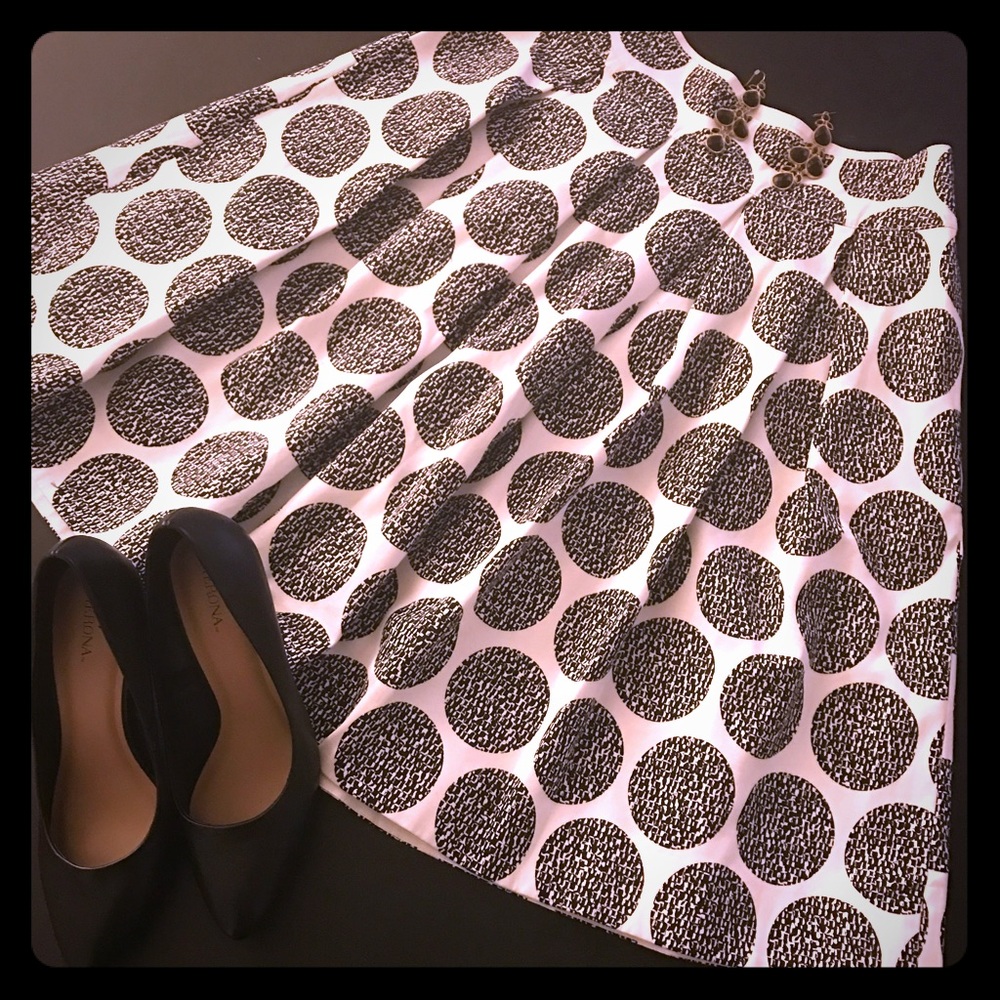 NWT White House Black Market Pleated Skirt